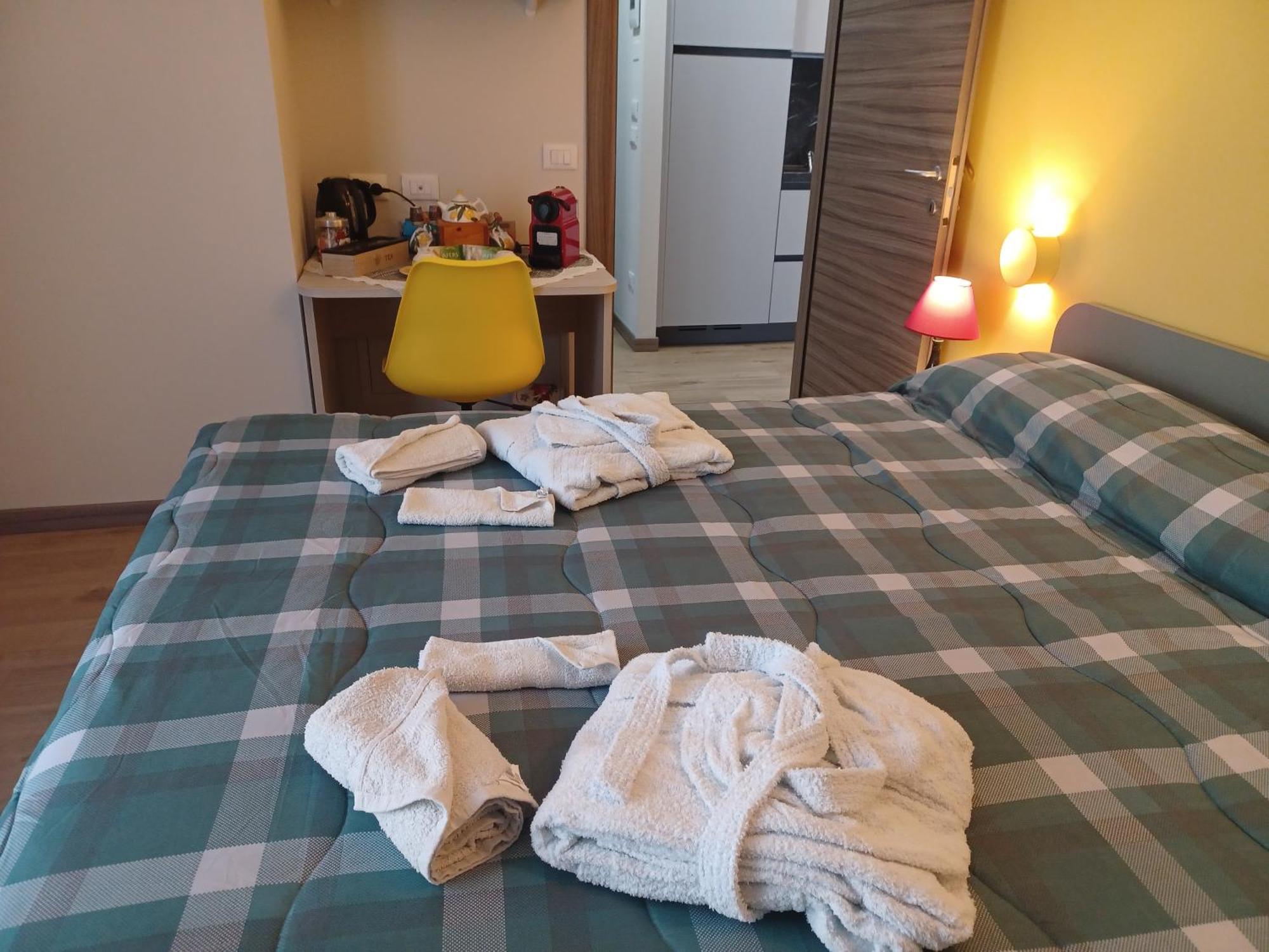 Donna Di Coppe Apartment Torre Boldone Esterno foto